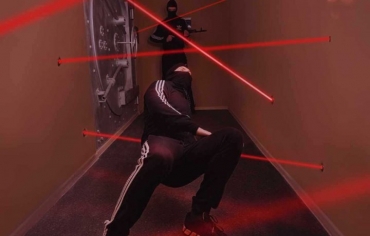 Extraобзор квеста Ограбление банка от компании Территория